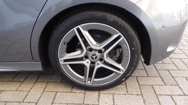 MERCEDES-BENZ A 180 d Automatic AMG