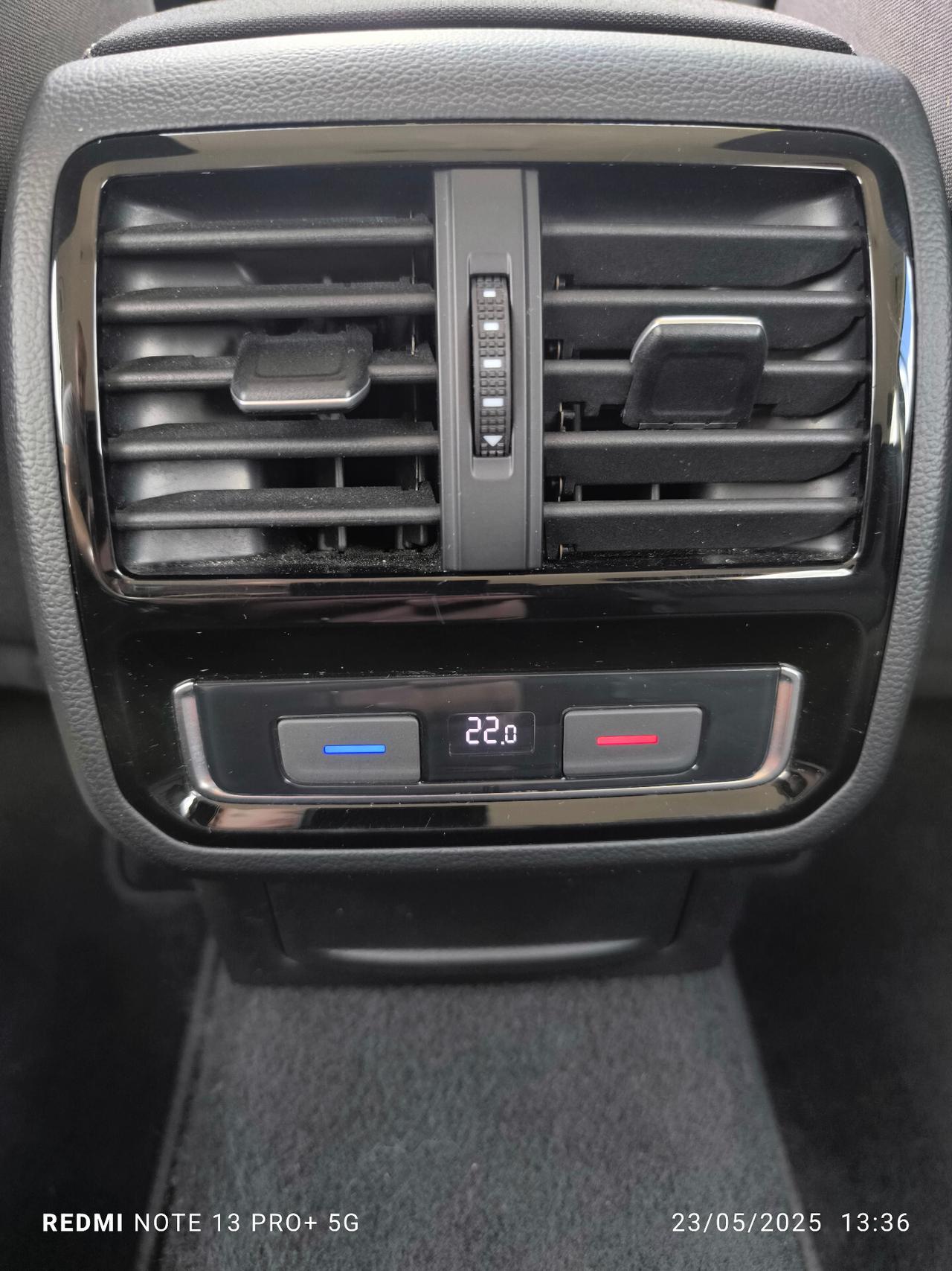 Volkswagen Passat Variant 2.0 TDI DSG Business BlueMotion Tech