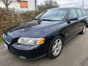 Volvo V70/XC70 V70 2.4 D 20V (163CV) cat Momentum