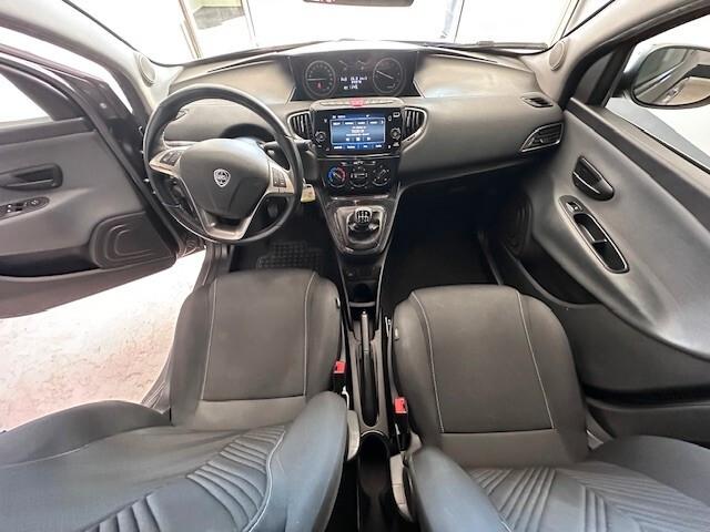 Lancia Ypsilon 1.0 Hybrid 2022 OK NEOPATENTATI