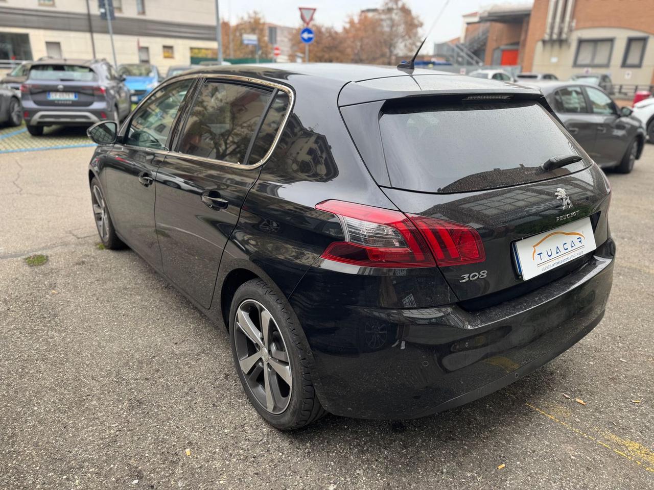 Peugeot 308 Allure 1.5 Blue HDI 130