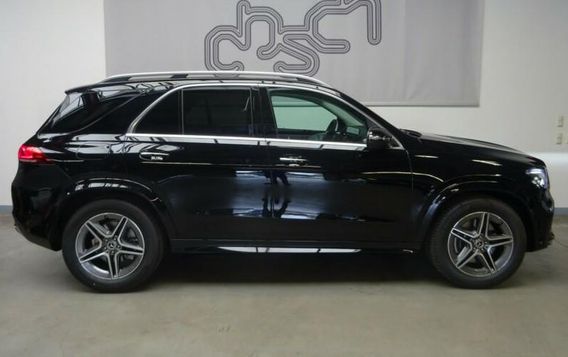 MERCEDES GLE 300 d 4Matic AMG