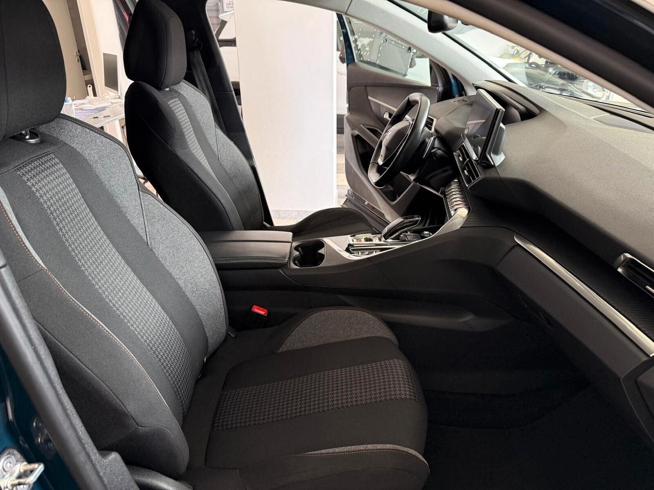 Peugeot 3008 BlueHDi 130 S&S EAT8 Active Business