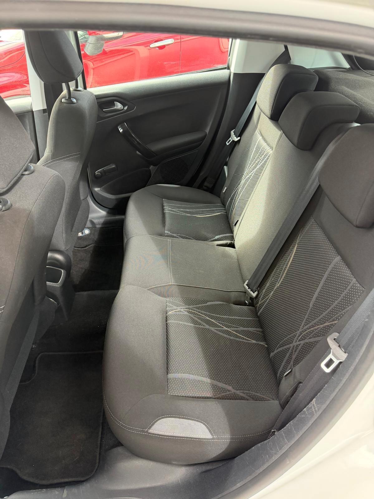 Peugeot 208 PureTech 68 5 porte Active