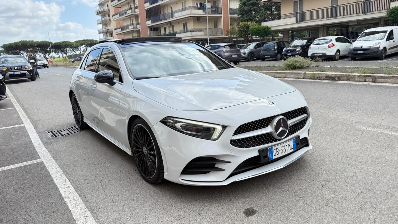 Mercedes-benz A 180 A 180 d Automatic Premium LED NAVI PELLE TETTO APRIBILE PACCHETTO LUCI PDC CERCHI 19 COCKPIT