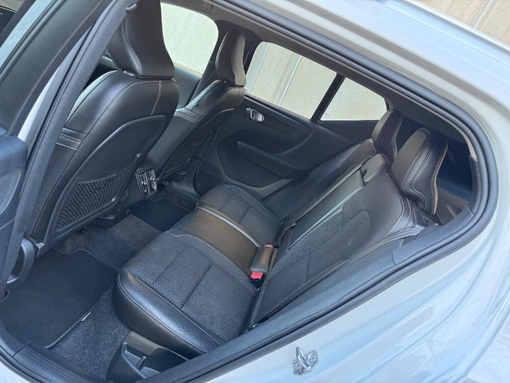 Volvo XC40 D3 AWD Geartronic Momentum