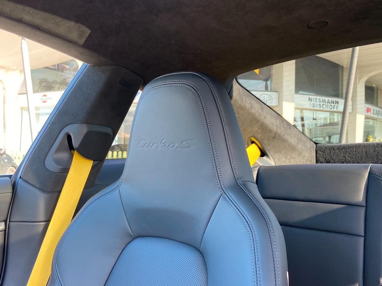 Porsche 911 992 Coupe 3.8 Turbo S auto