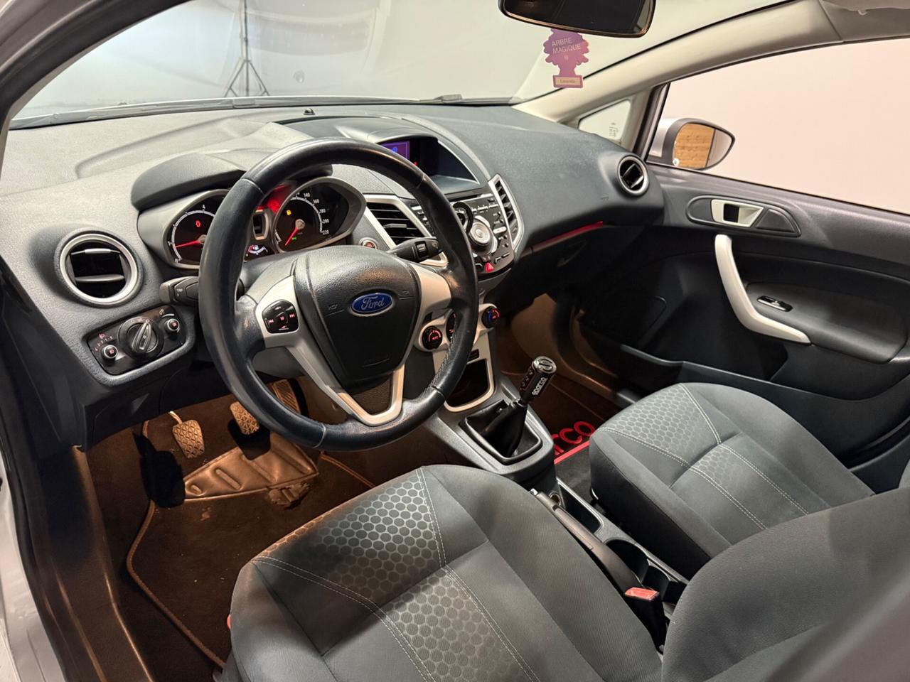 Ford Fiesta 1.2 82 CV 5 porte Titanium