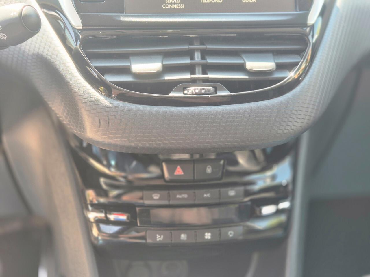 Peugeot 2008, 1.6 /100 CV / EURO6B /2016
