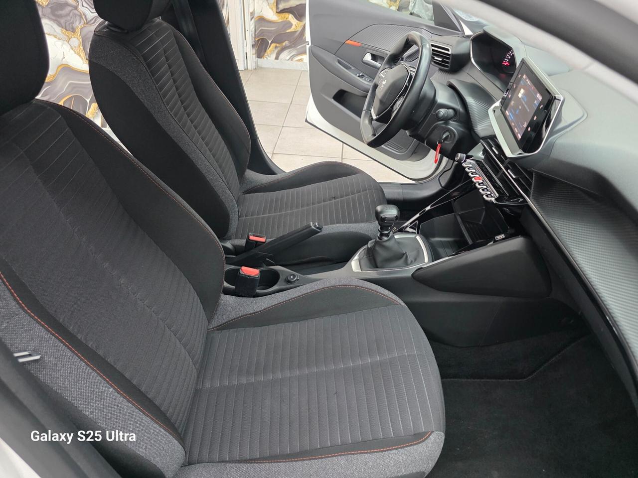 Peugeot 208 BlueHDi 100cv Stop&Start FULL LED