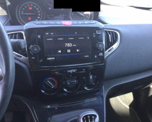 LANCIA Ypsilon 1.0 FireFly 5p Hybrid Ecochic Gold IVA ESPOSTA