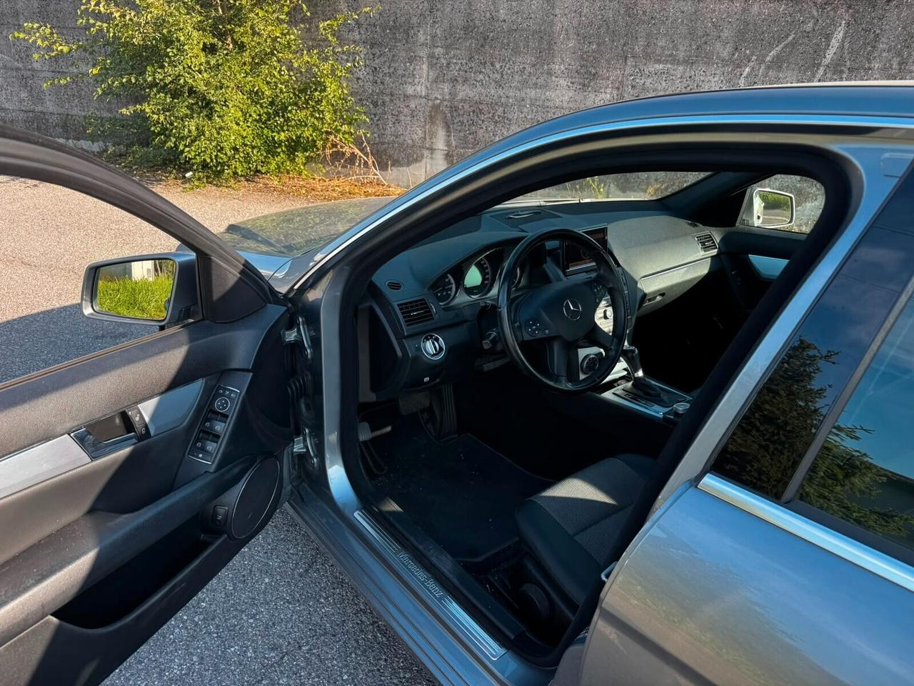 Mercedes-benz C 250 300 CDI 4Matic BlueEFFICIENCY Avantgarde AMG