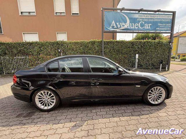 BMW 320 d BERLINA ATTIVA XENO CERCHI 17'' SEDILI SPORTIVI