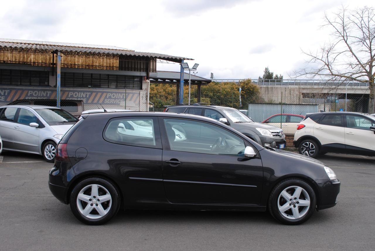 VOLKSWAGEN GOLF 1.6 102 CV BENZ/GPL
