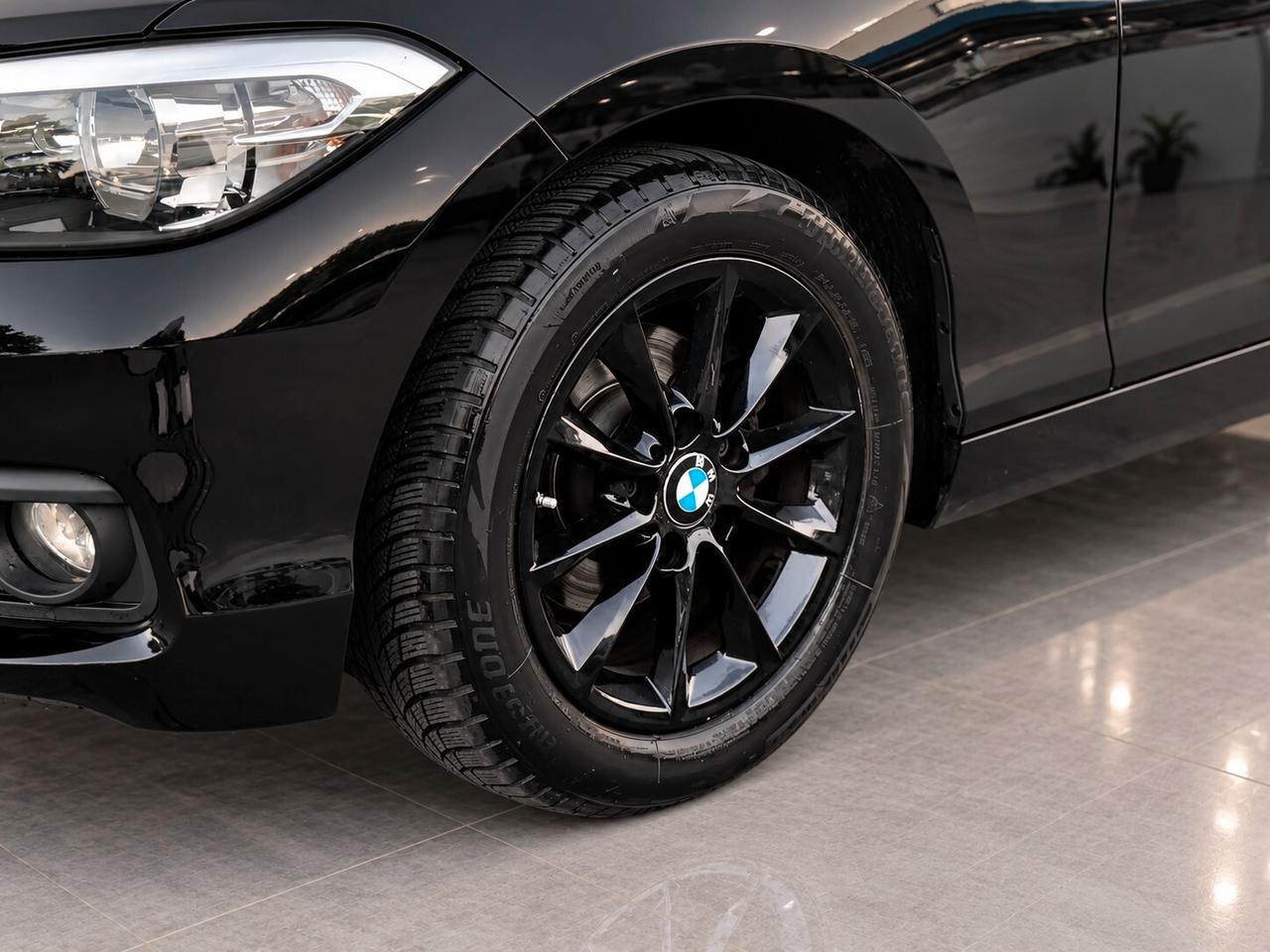 Bmw 118 118i 5p. Advantage