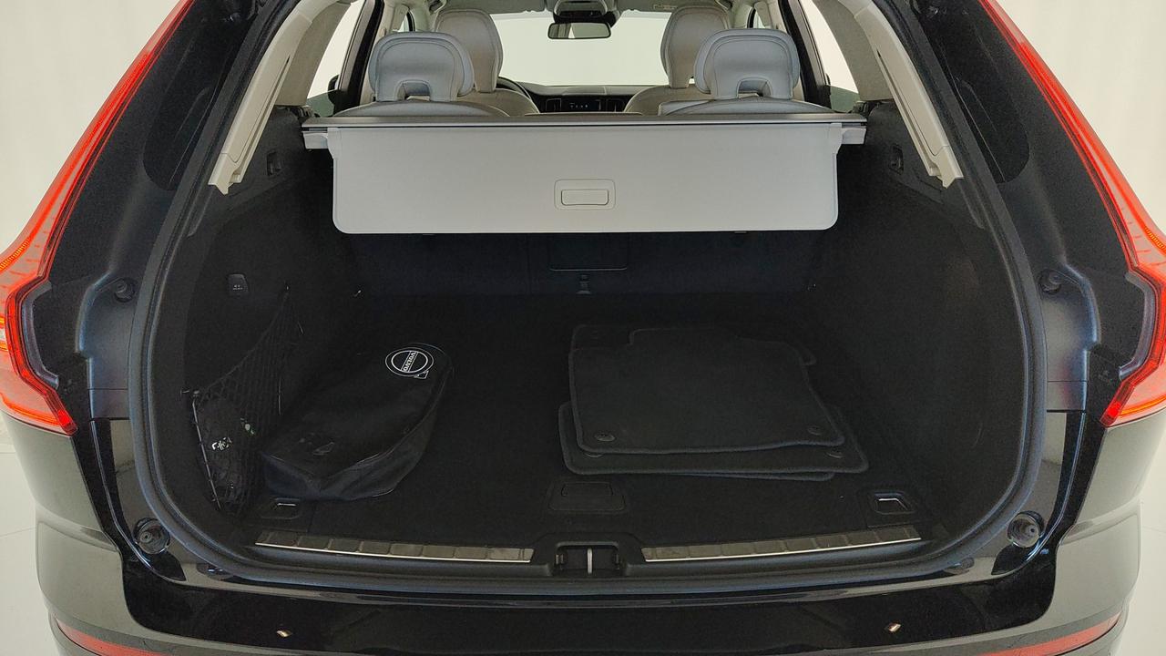 VOLVO XC60 2.0 d4 Business awd geartronic my18