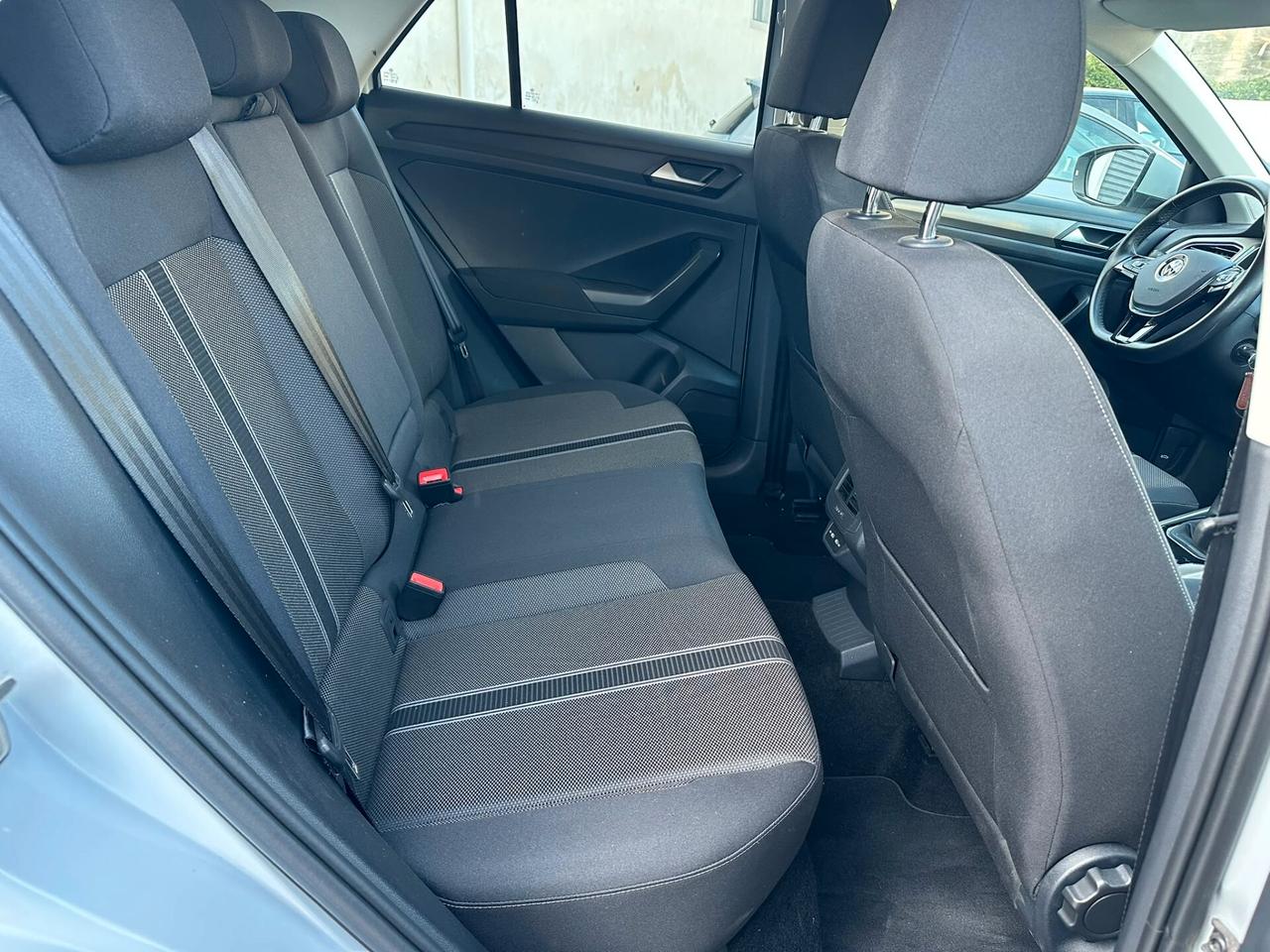 Volkswagen T-Roc 1.0 TSI R-Line 110cv - 2021