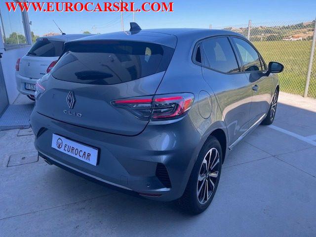 RENAULT Clio TCe 90 CV 5 porte Techno