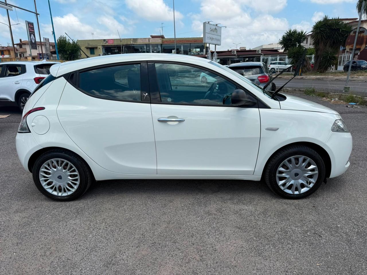 LANCIA YPSILON 1.2BENZINA-GPL 69CV SOLO118MILAKM
