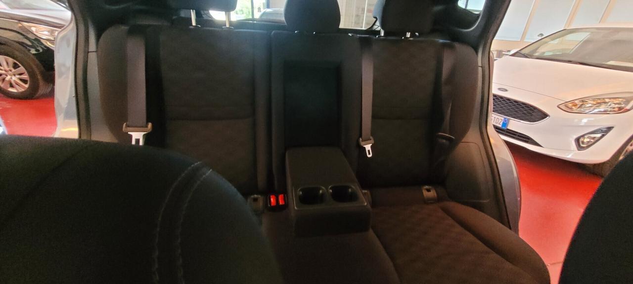 Nissan Qashqai 1.5 dCi N-Connecta