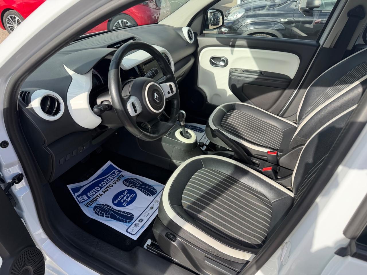 Renault Twingo TCe 95 CV EDC Intens