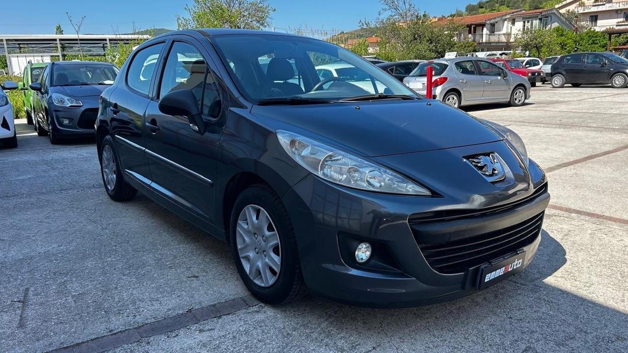 Peugeot 207 1.4 HDi 70CV 5p.
