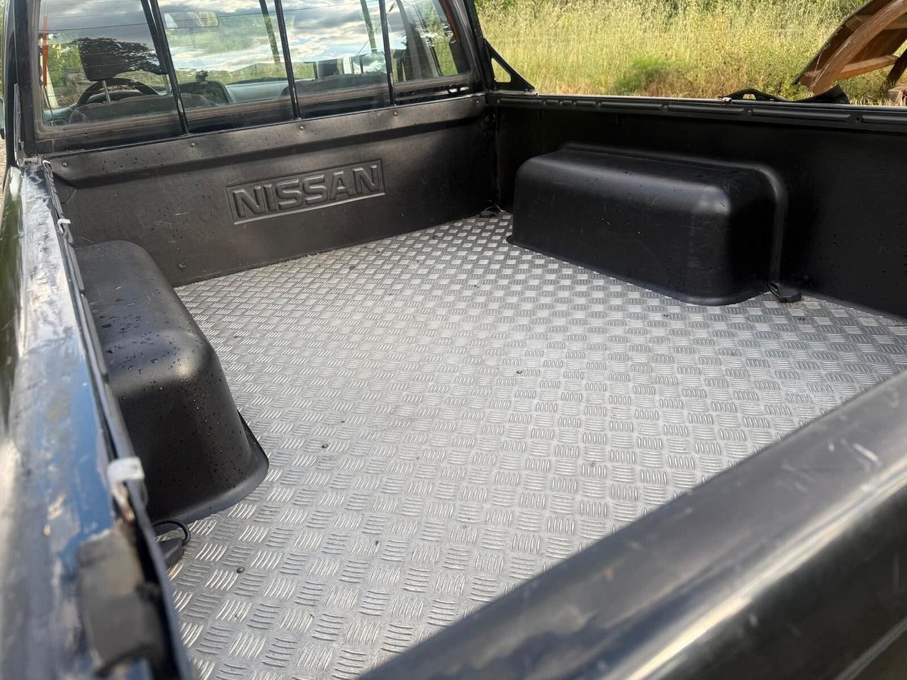 Nissan Navara 2.5 dCi 133CV 2 porte King Cab XE