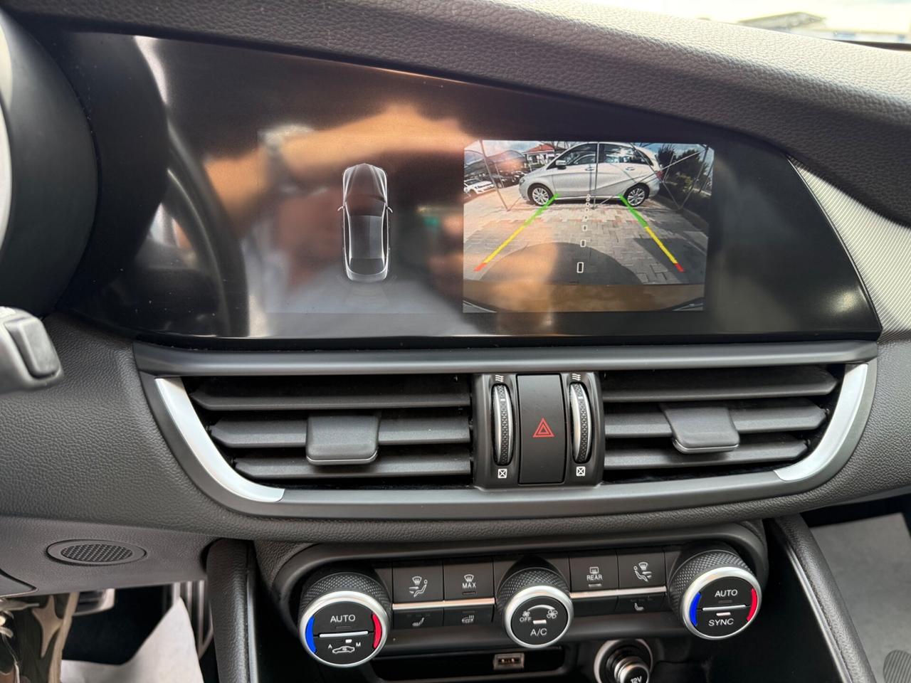 Alfa Romeo Giulia 2.2 210 CV AT8 AWD Q4 Veloce.IVA ESPOSTA