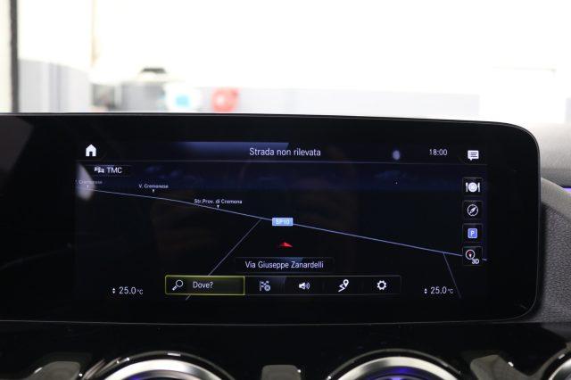 MERCEDES-BENZ GLA 180 d Automatic Premium