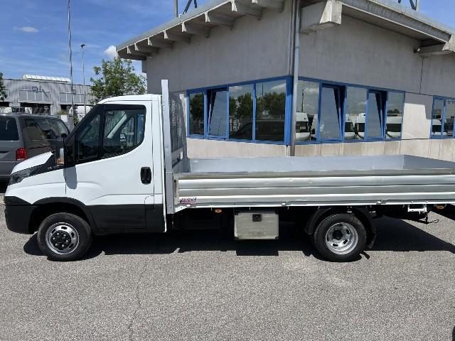 IVECO DAILY 35C12 CASSONE