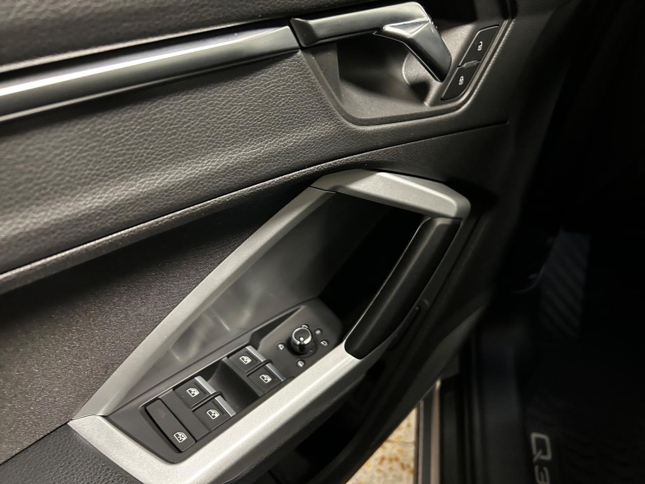 Audi Q3 SPB 35 TDI quattro S tronic Business Plus