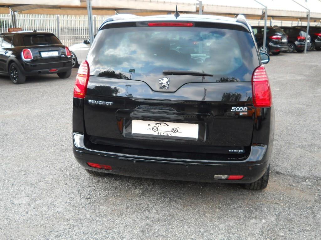 Peugeot 5008 1.6 HDi 115CV Allure