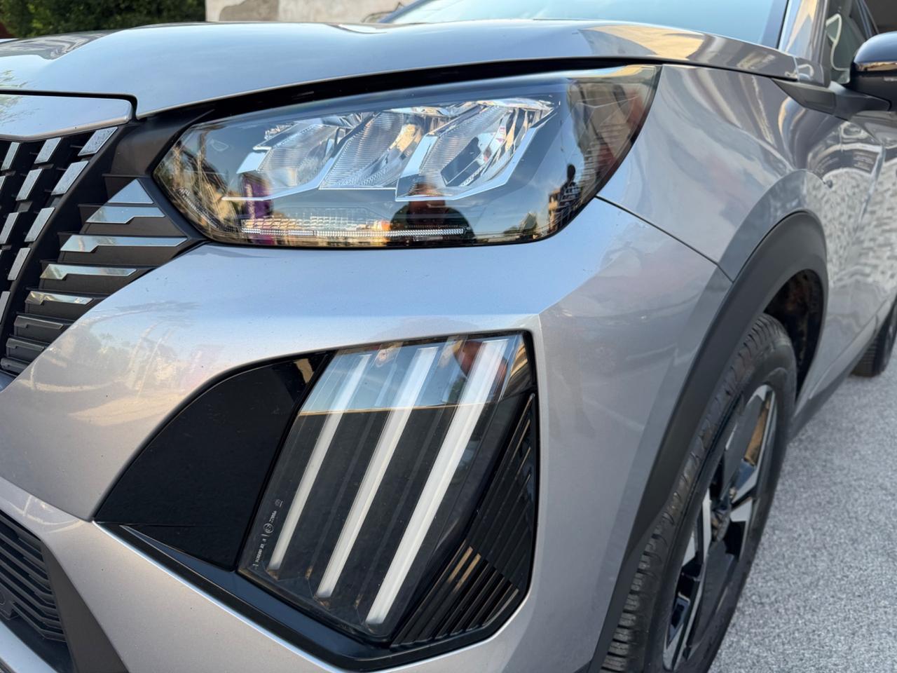 Peugeot 2008 BlueHDi 130 S&S EAT8 Allure