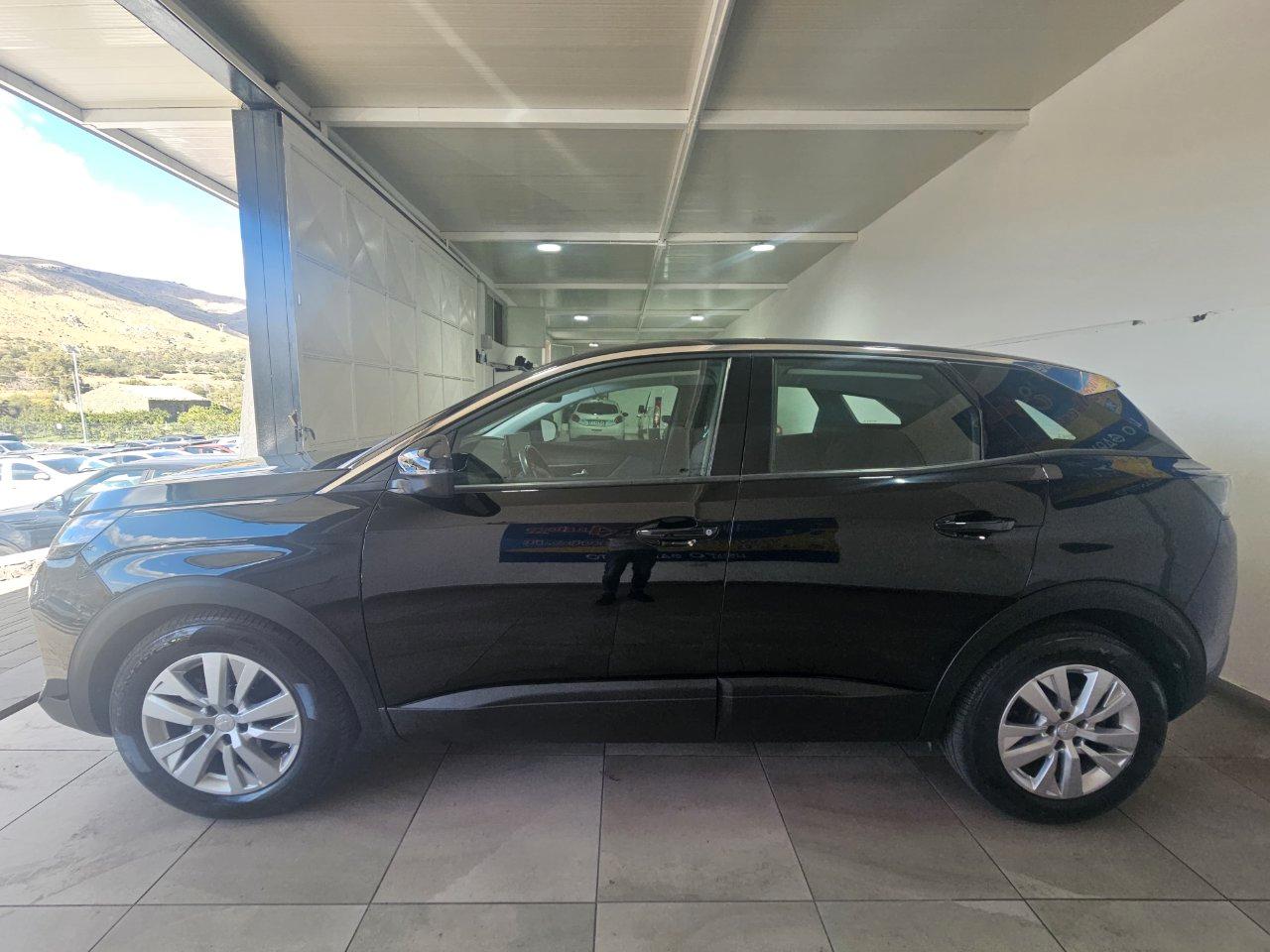 Peugeot 3008 3008 1.5 bluehdi Active Business s&s 130cv