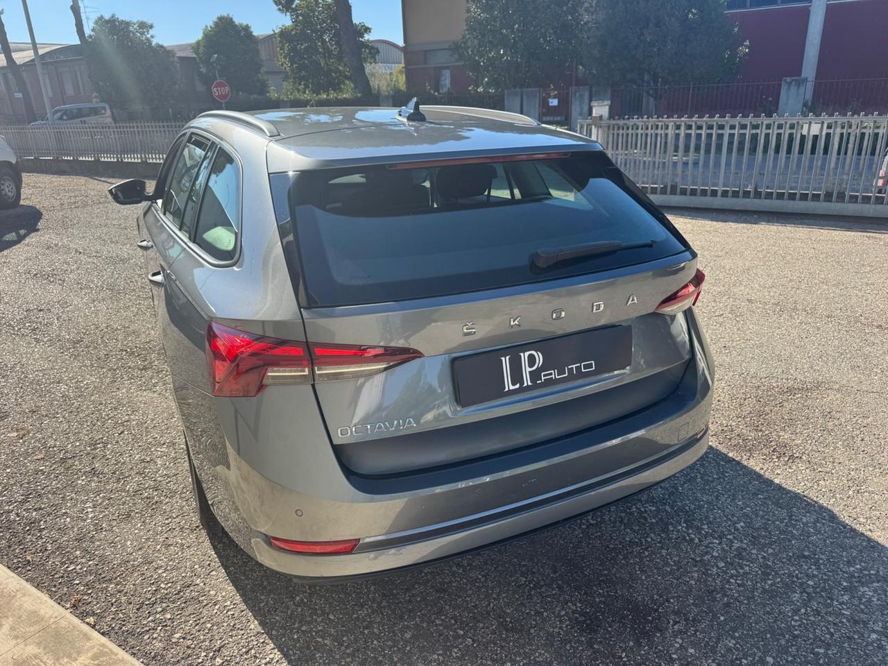 Skoda Octavia 2.0 TDI EVO SCR Wagon Ambition