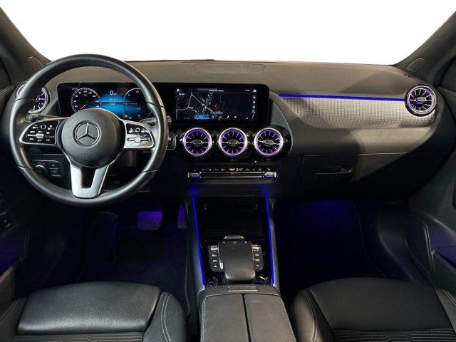 MERCEDES-BENZ EQA 300 4Matic Sport