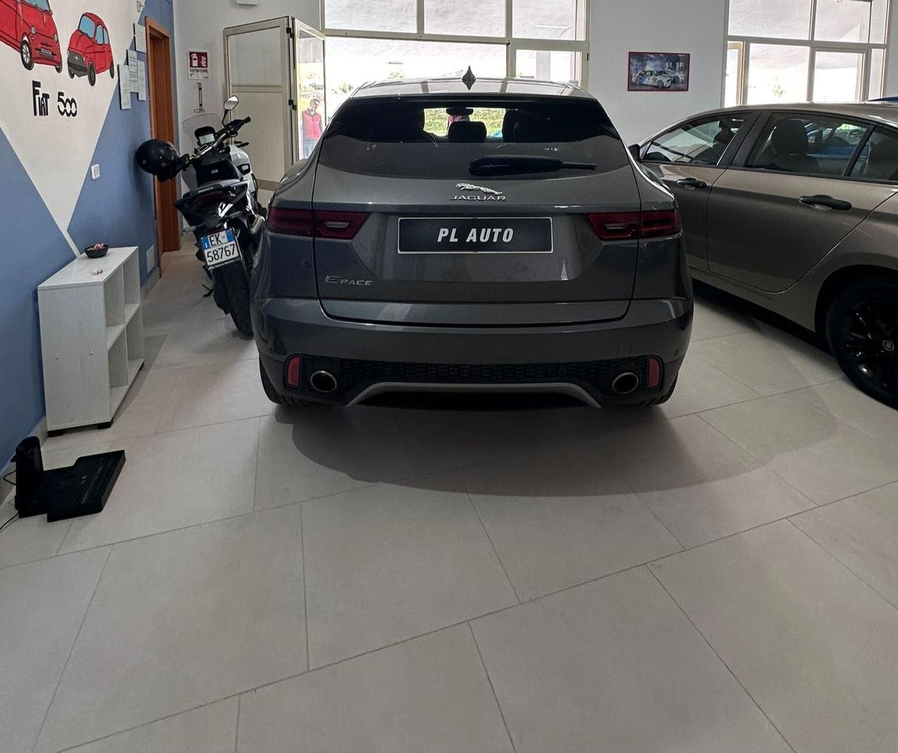 Jaguar E-Pace 2.0D 150 CV AWD aut. R-Dynamic HSE
