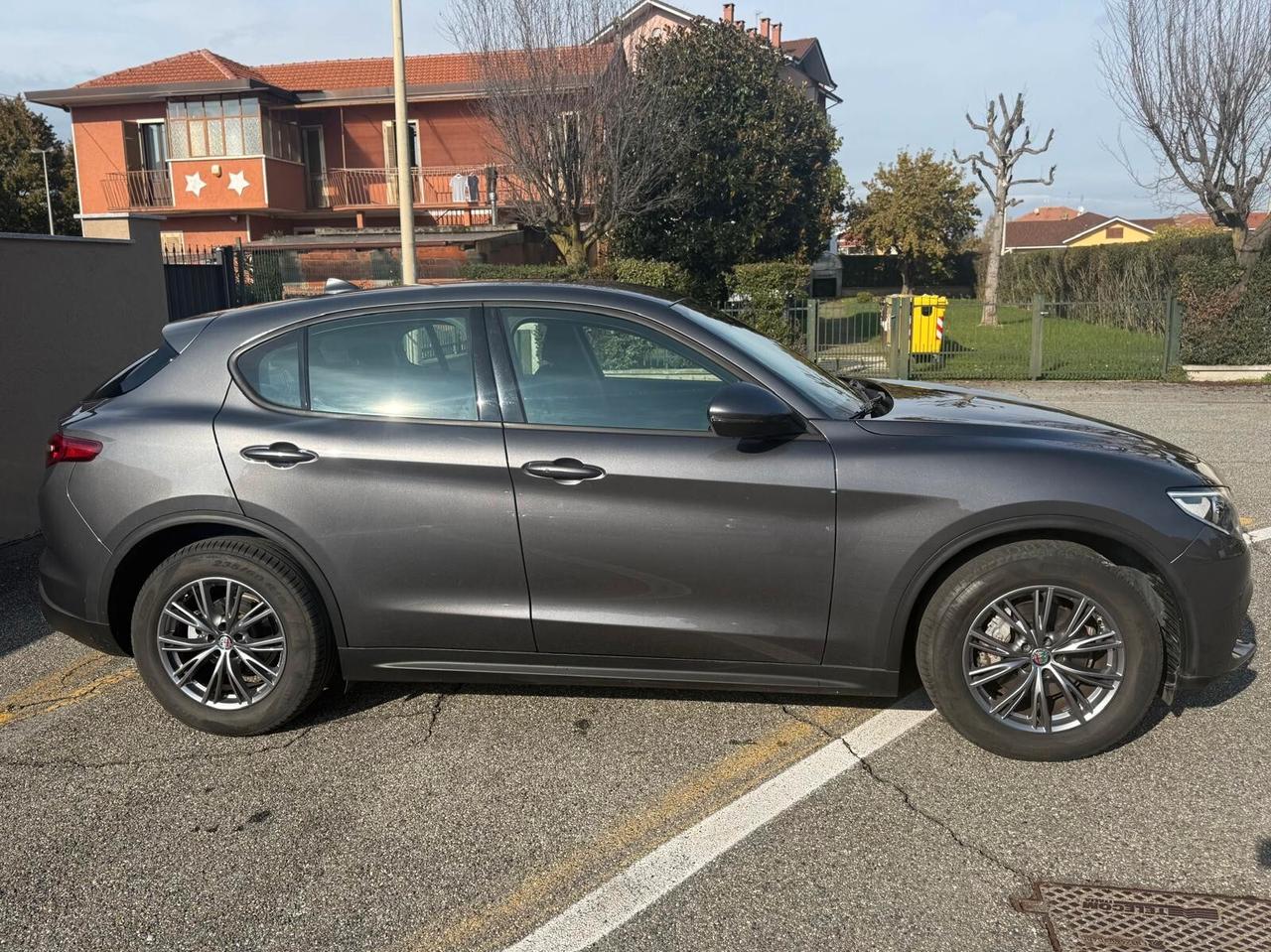 Alfa Romeo Stelvio 2.2 Turbodiesel 190 CV AT8 Q4 Business
