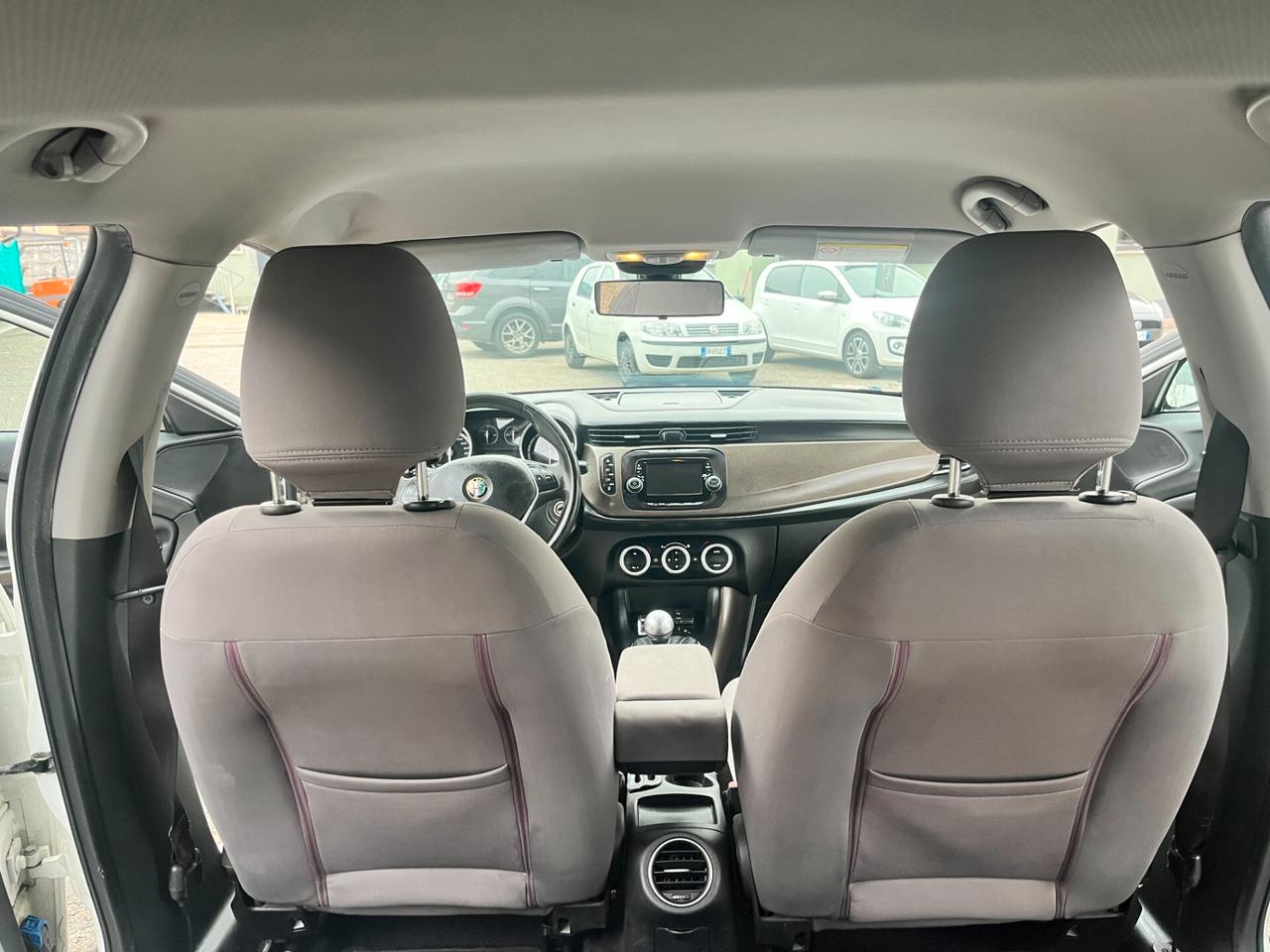 Alfa Romeo Giulietta 1.6 JTDm-2 105 CV Distinctive