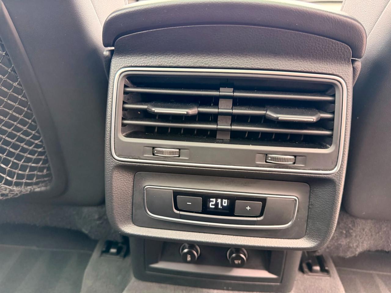 Audi Q7 55 TFSI quattro tiptronic Business