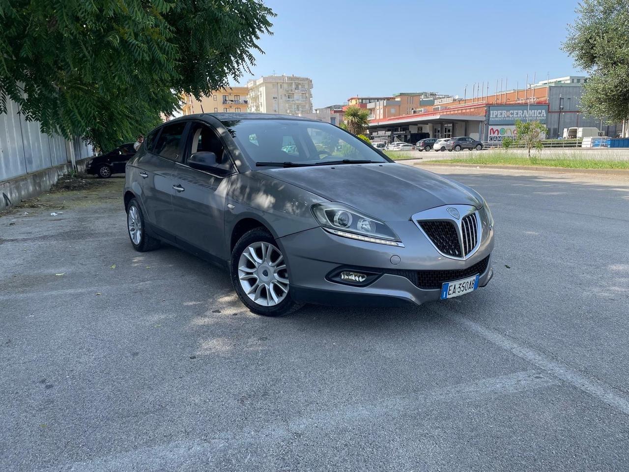 Lancia Delta 1.6 MJT DPF Platino