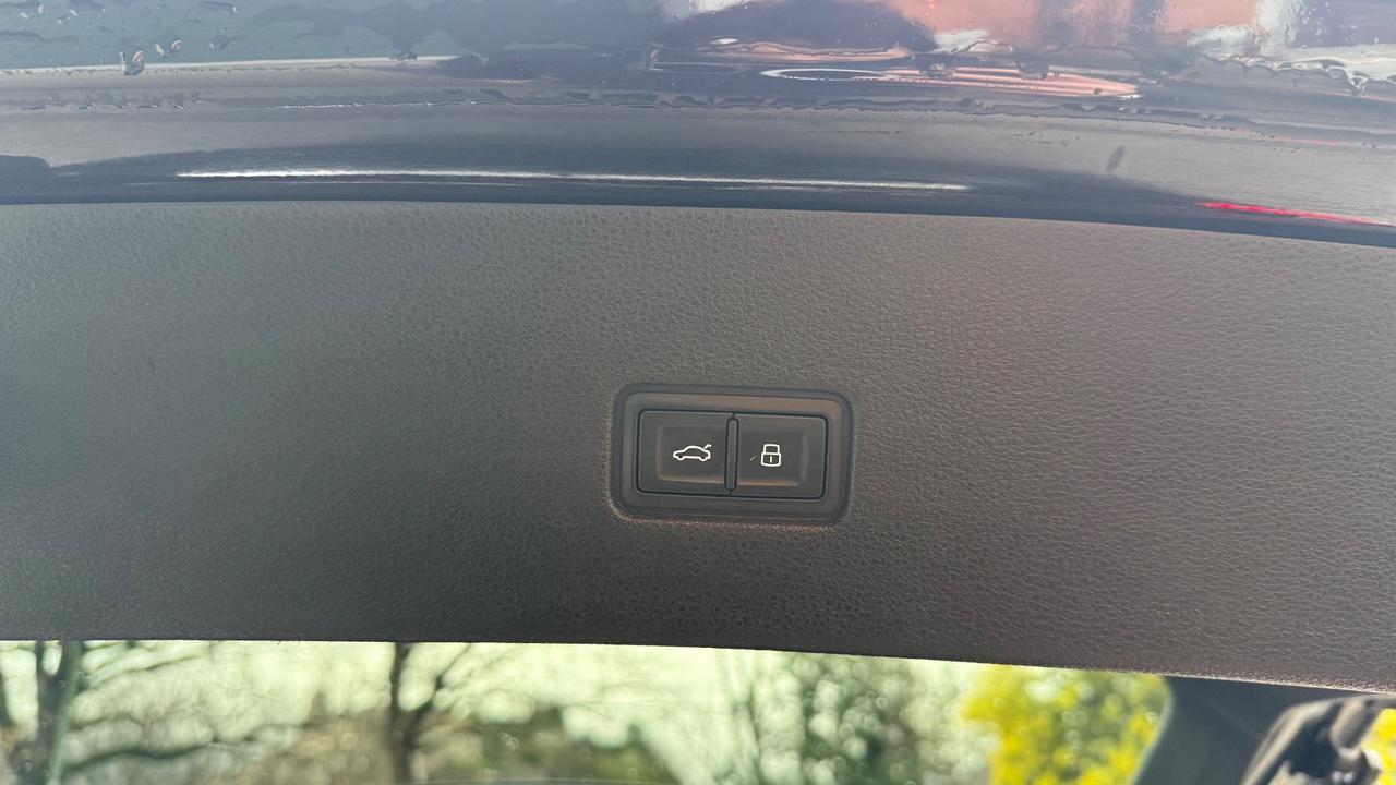 Audi Q8 50 TDI 286 CV quattro S-line INT/EST Tetto