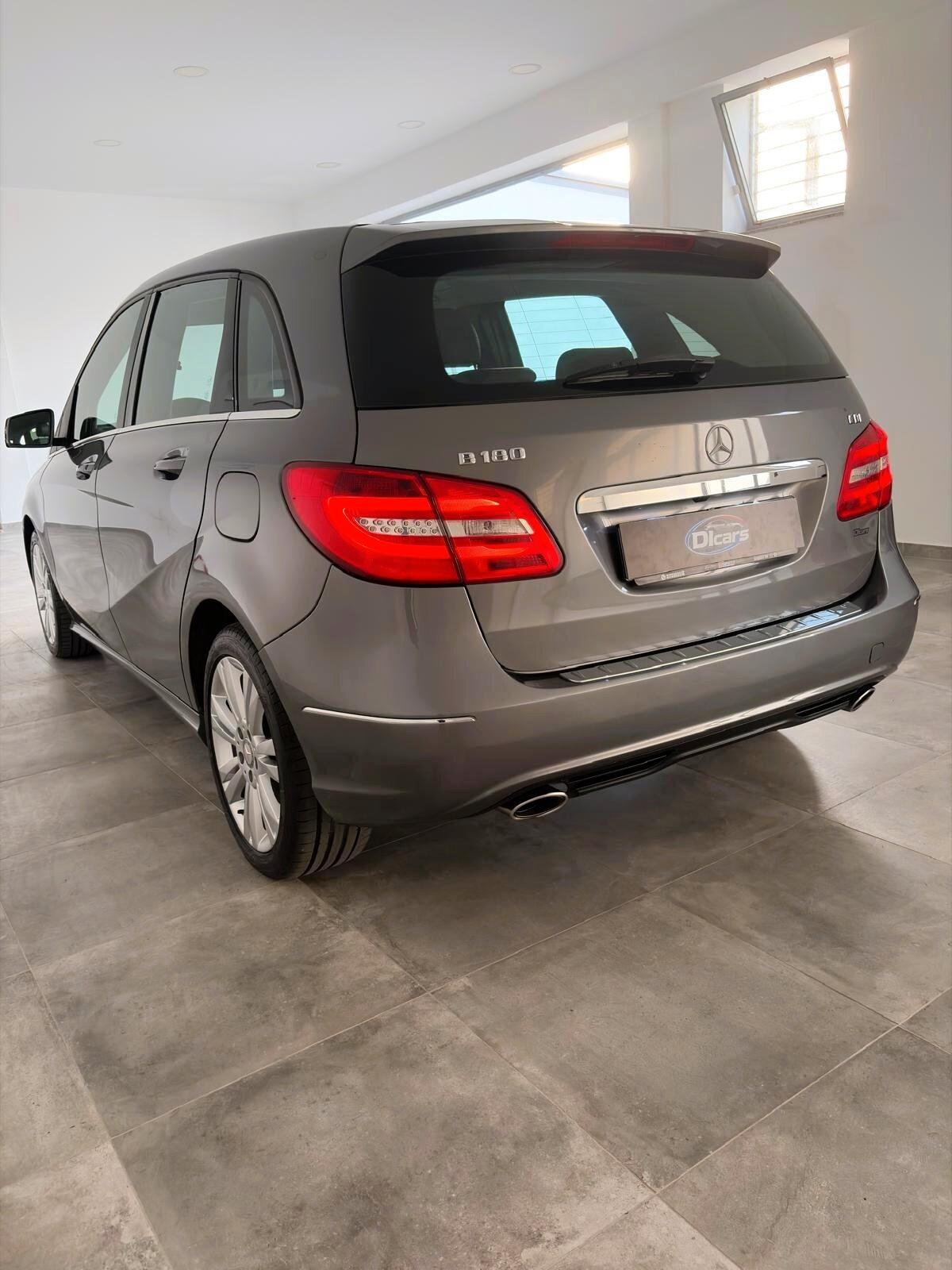 Mercedes B 180 CDI Premium da Vetrina