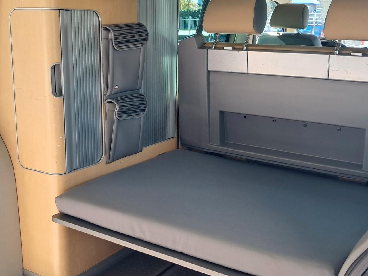 Volkswagen T5 CALIFORNIA 2.5 TDI 131 CV CONFORTLINE