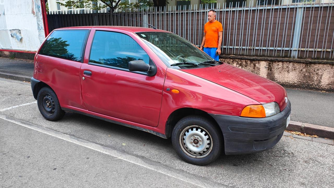 Fiat Punto 1.1 - neopatentati