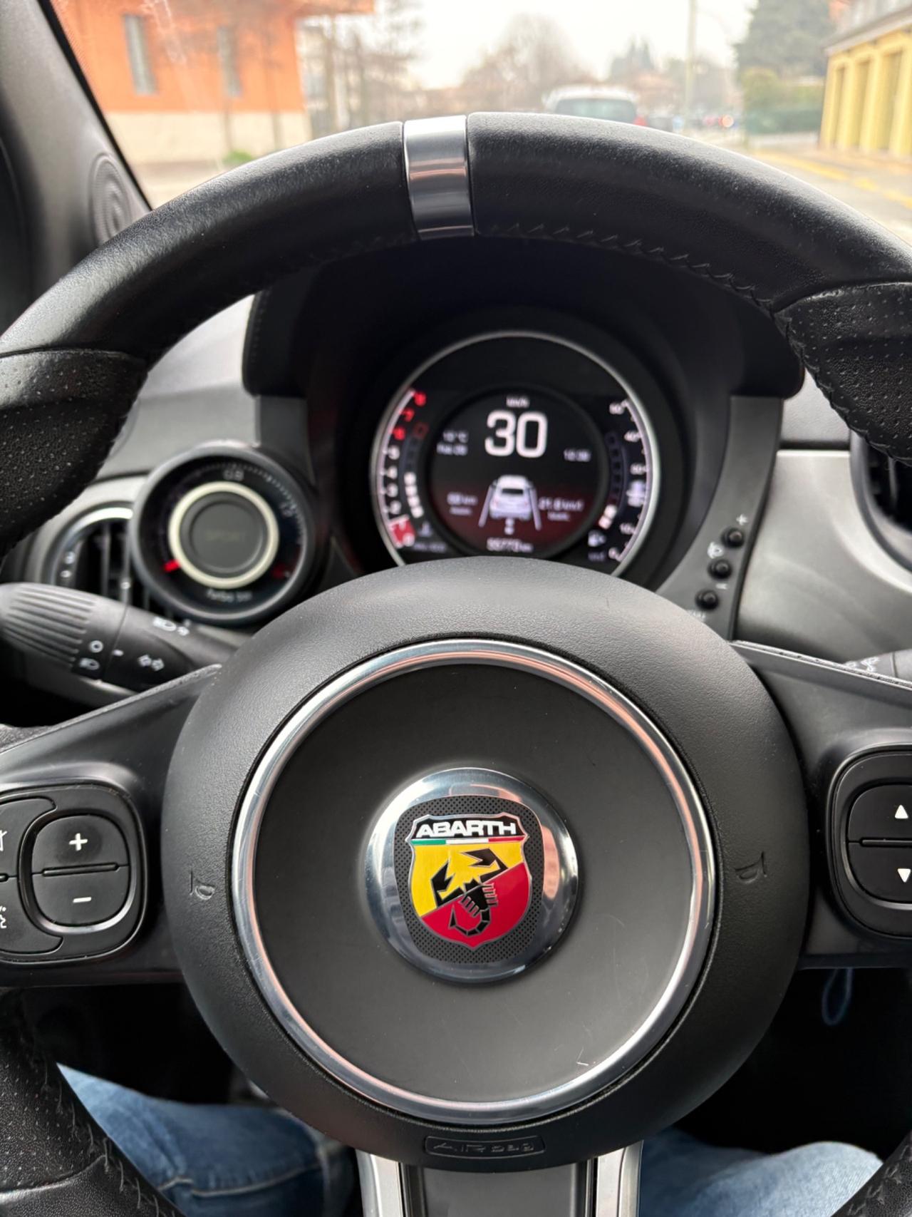Abarth 595 1.4 Turbo T-Jet 160 CV Pista