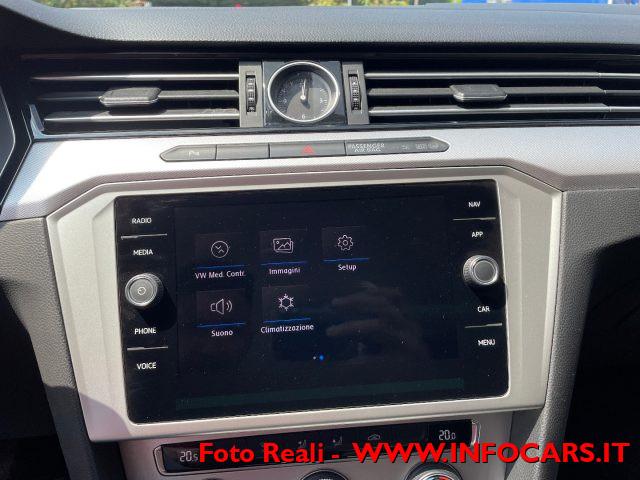VOLKSWAGEN Passat Variant 2.0 TDI Business BlueMotion Tech. PROMO !!