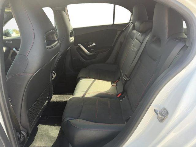 MERCEDES-BENZ A 200 d Automatic AMG Line Premium Night Edition