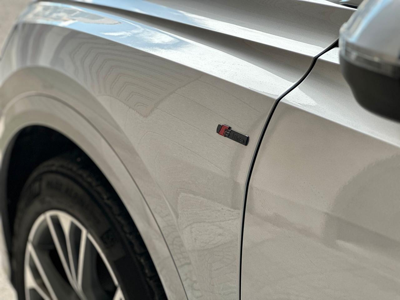 Audi Q8 50 TDI 286 CV quattro S Line TETTO/FULL