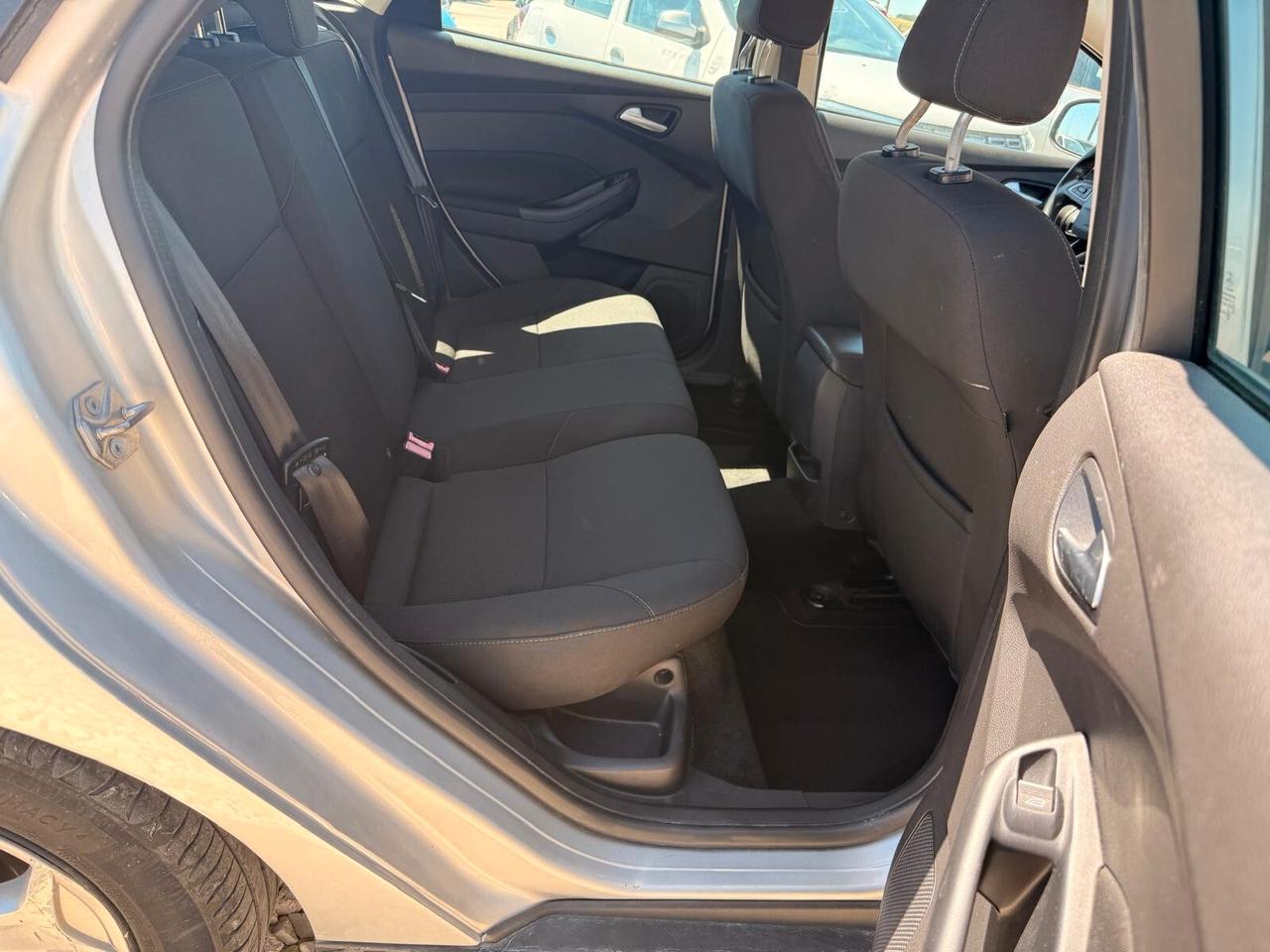 Ford Focus 1.6 120 CV GPL Titanium